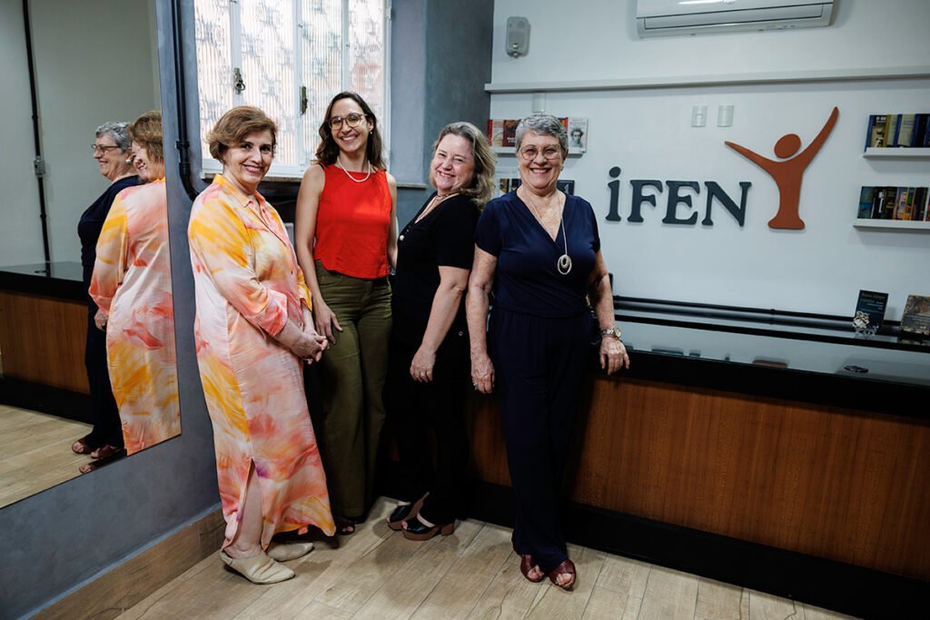 Na foto as sócias (daerquerda para a direita)Maria Bernadete Lessa, Flávia Protasio,  
